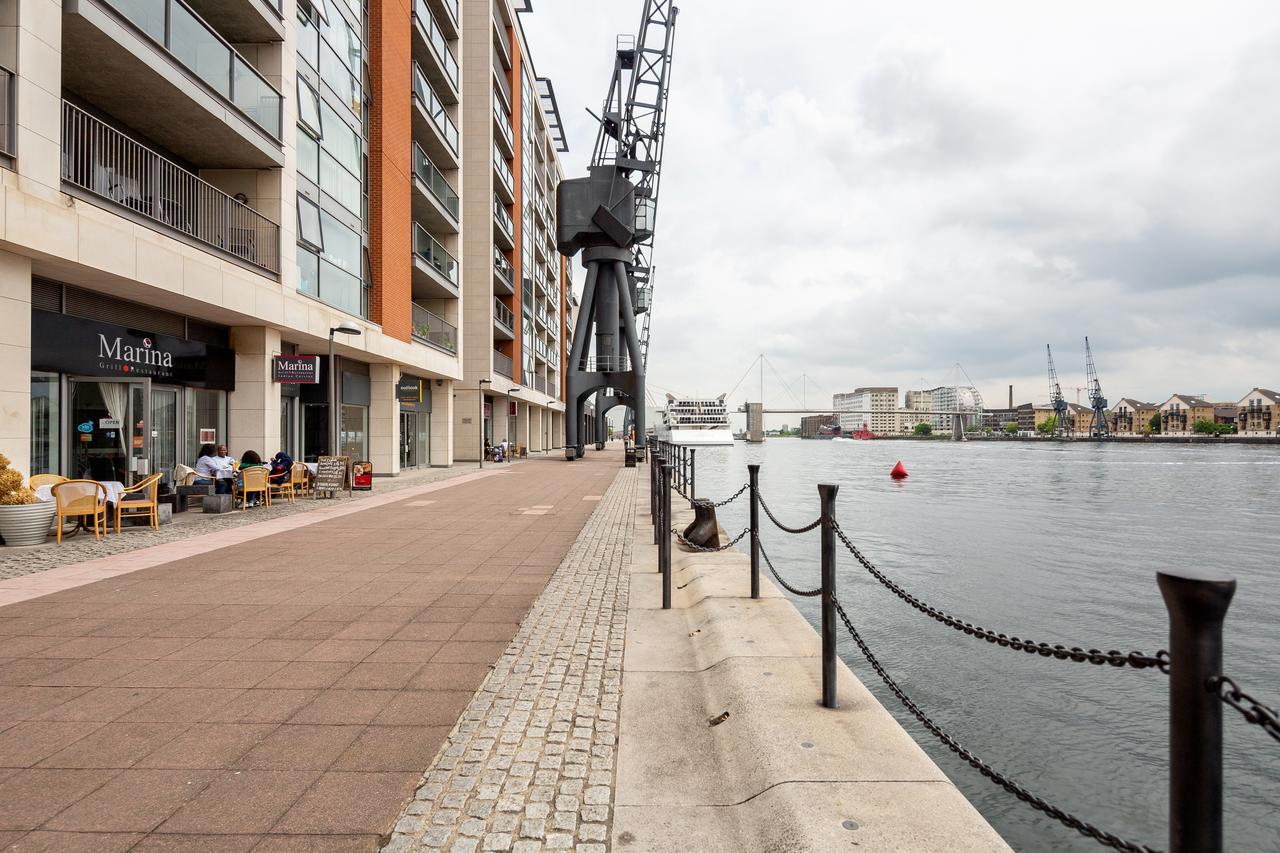 דירות לונדון Royal Docks Penthouse מראה חיצוני תמונה